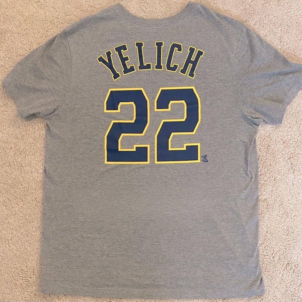 Milwaukee Brewers Christian Yelich Nike Mens Large T-Shirt